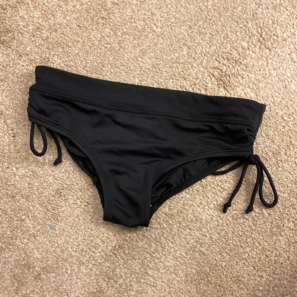 Women’s Nike Bathing Suit Bottoms, Size 6